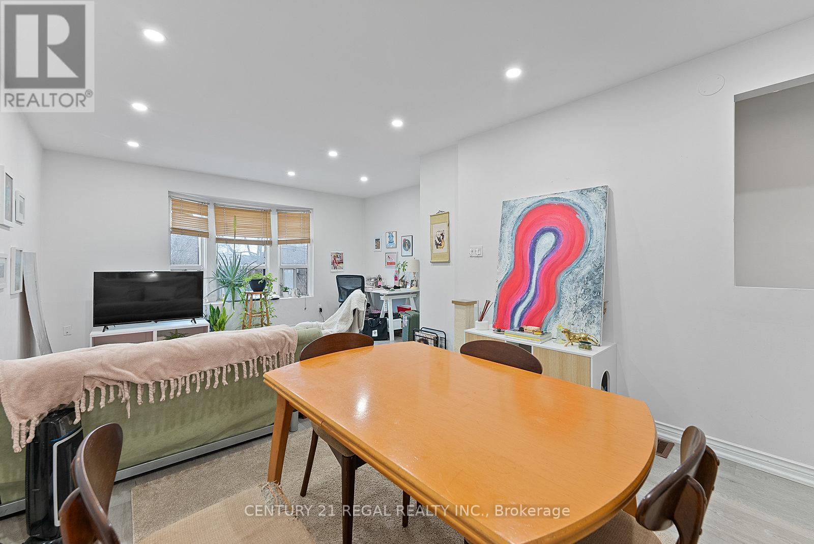 1664 Queen Street W, Toronto, Ontario  M6R 1B2 - Photo 30 - W12474217