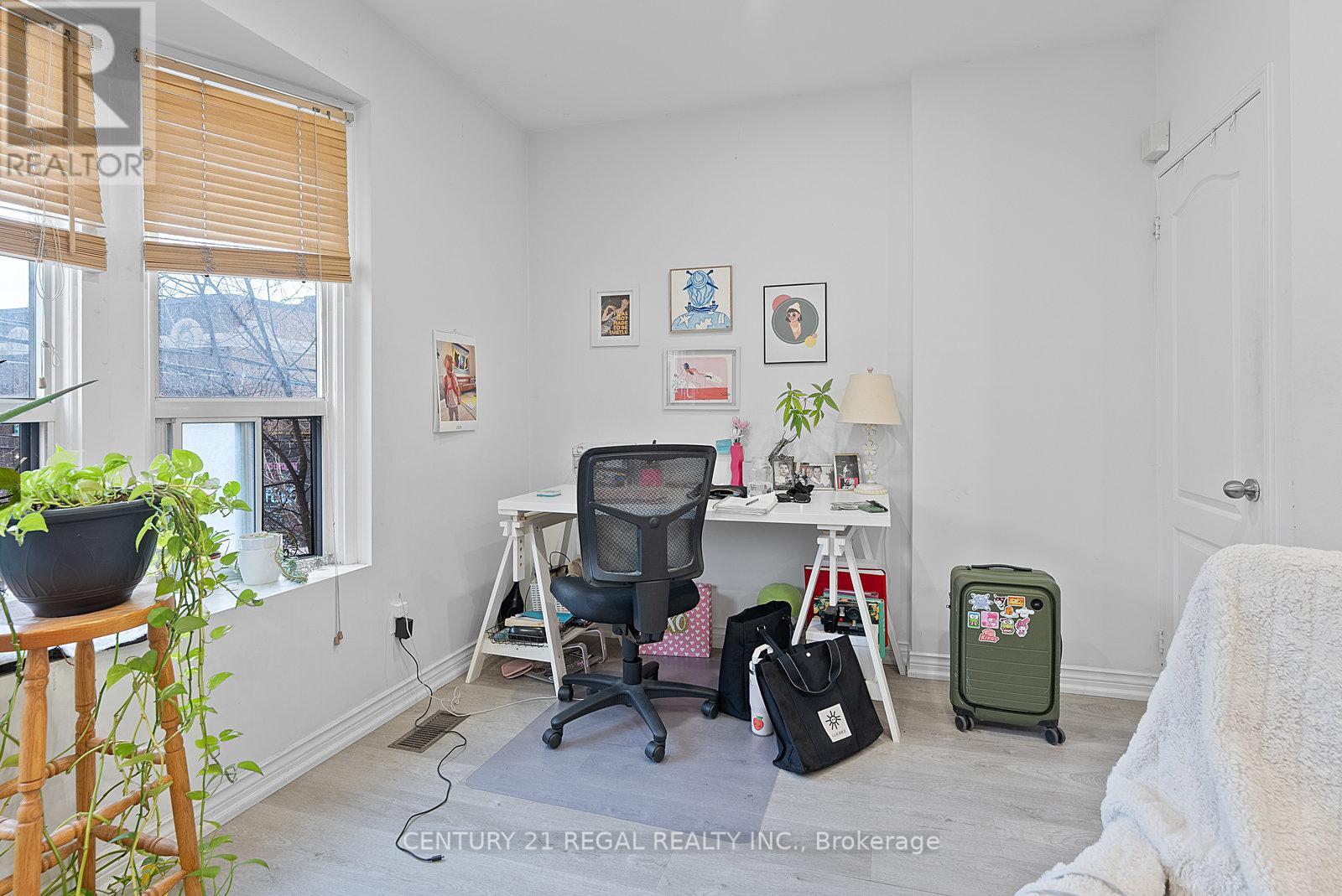 1664 Queen Street W, Toronto, Ontario  M6R 1B2 - Photo 35 - W12474217