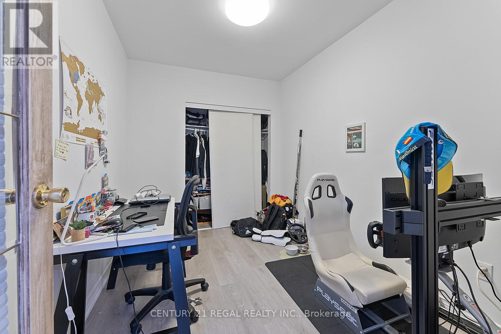 1664 Queen Street W, Toronto, Ontario  M6R 1B2 - Photo 39 - W12474217