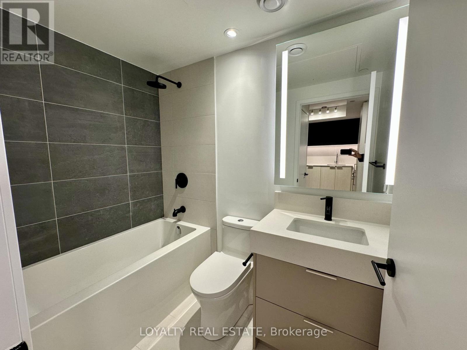 319 - 308 Jarvis Street, Toronto, Ontario  M5B 0E3 - Photo 5 - C12632908