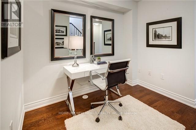 4 - 20 Hargrave Lane, Toronto, Ontario  M4N 0A4 - Photo 9 - C12632912