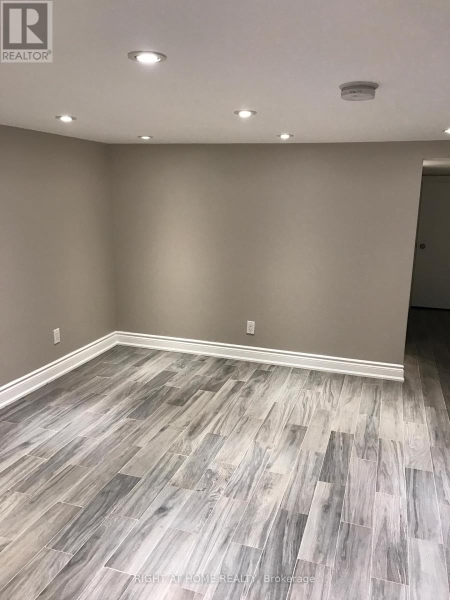 989 Dufferin Street, Toronto, Ontario  M6H 4B2 - Photo 3 - C12632916