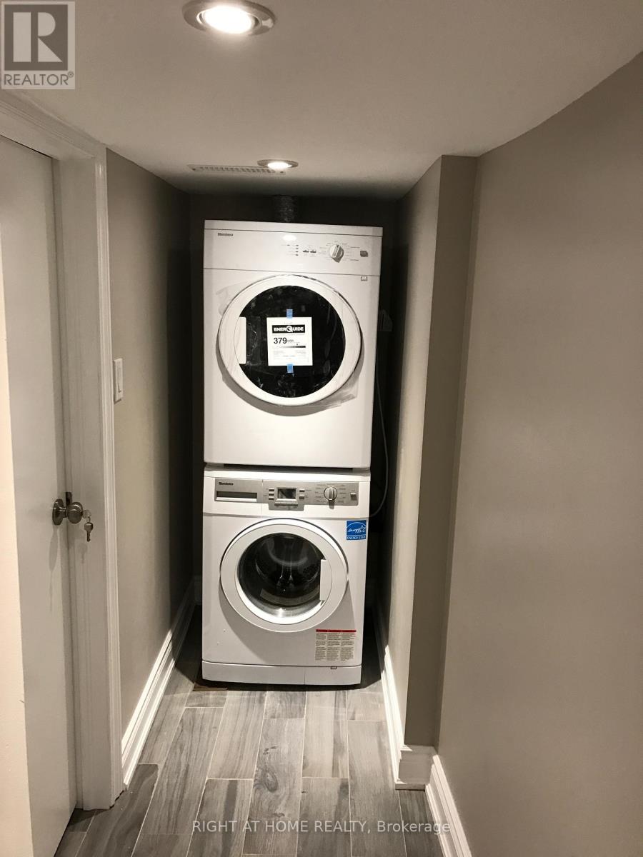 989 Dufferin Street, Toronto, Ontario  M6H 4B2 - Photo 5 - C12632916