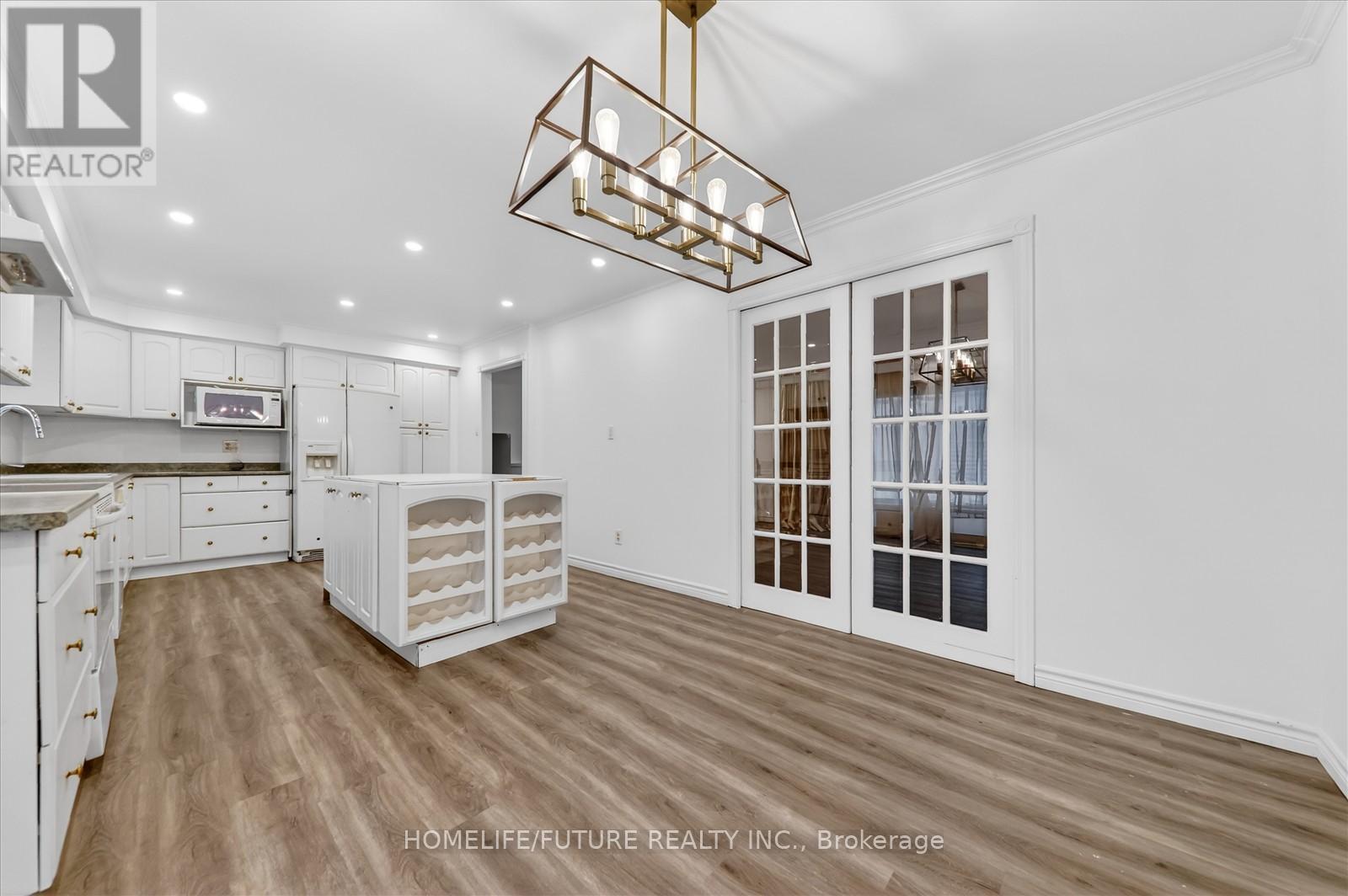 6 Ribblesdale Drive, Whitby, Ontario  L1N 6K6 - Photo 13 - E12632918