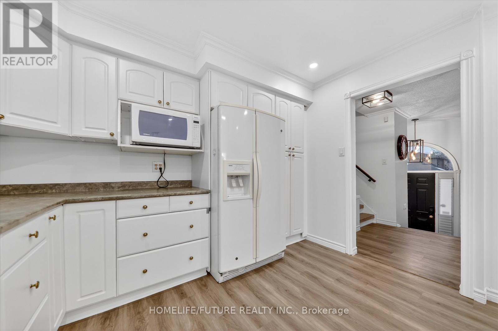 6 Ribblesdale Drive, Whitby, Ontario  L1N 6K6 - Photo 19 - E12632918