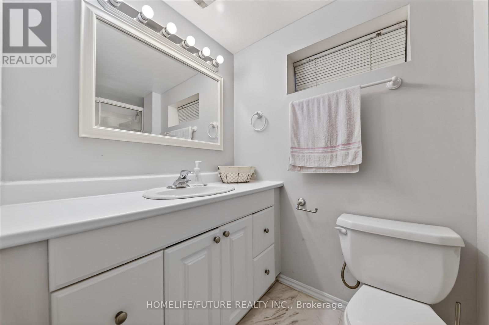 6 Ribblesdale Drive, Whitby, Ontario  L1N 6K6 - Photo 37 - E12632918