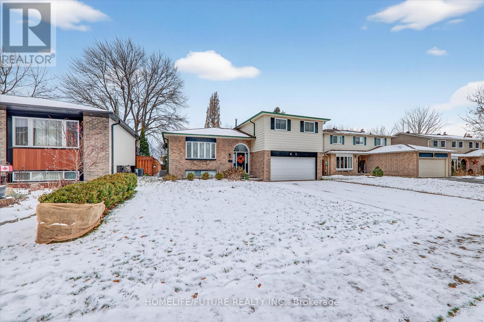 6 Ribblesdale Drive, Whitby, Ontario  L1N 6K6 - Photo 5 - E12632918