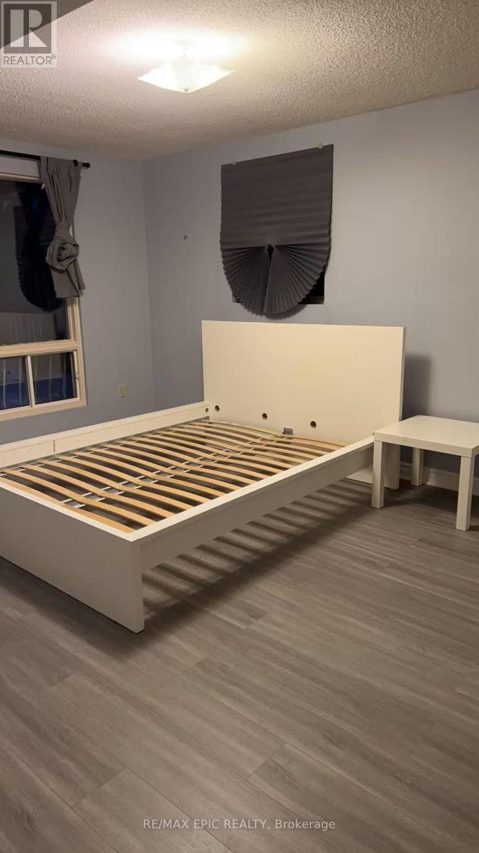 Lower - 24 Cairns Drive, Markham, Ontario  L3P 5K1 - Photo 11 - N12531536