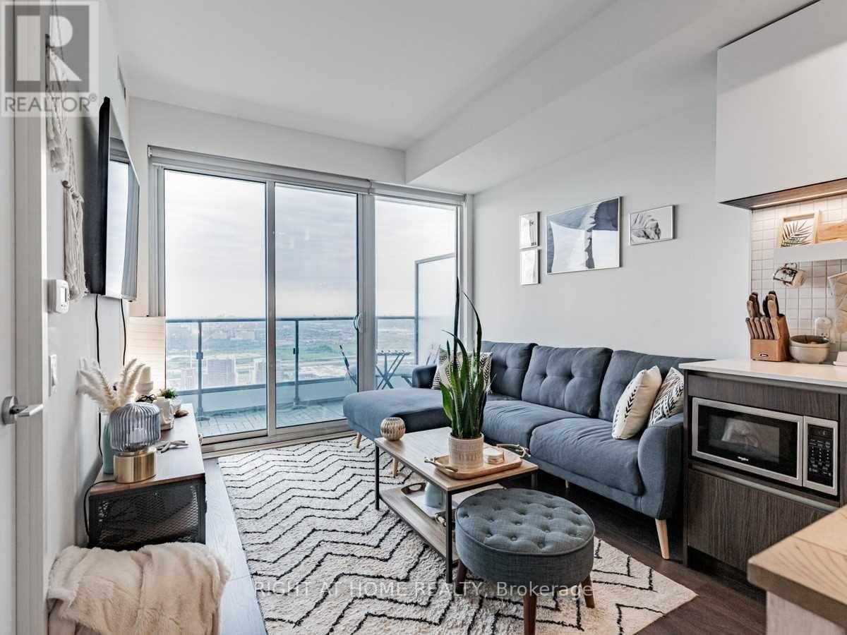 5206 - 5 Buttermill Avenue, Vaughan, Ontario L4K 0J5 - Photo 11 - N12632898