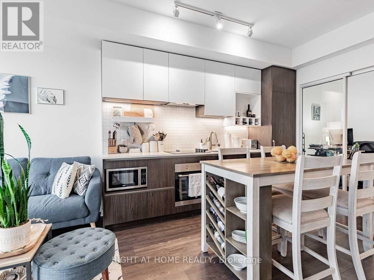 5206 - 5 Buttermill Avenue, Vaughan, Ontario L4K 0J5 - Photo 14 - N12632898