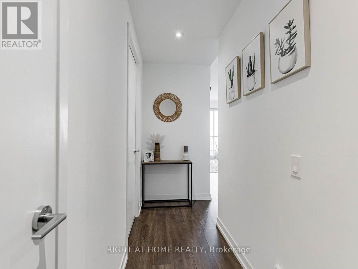 5206 - 5 Buttermill Avenue, Vaughan, Ontario L4K 0J5 - Photo 5 - N12632898