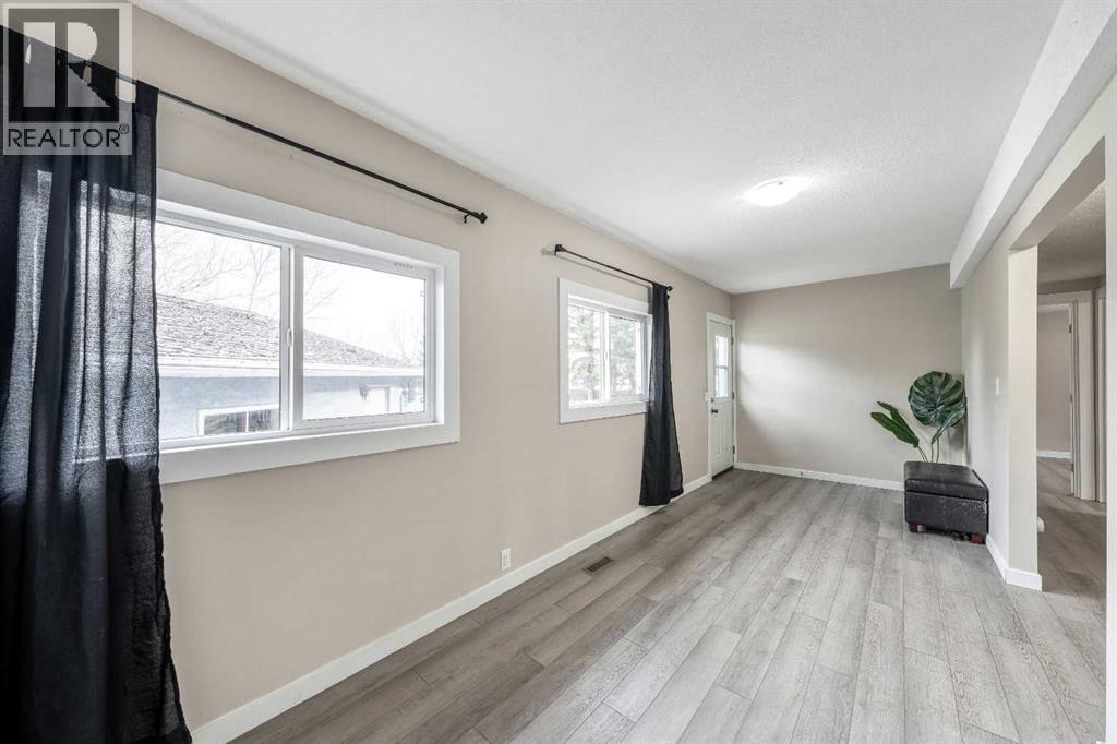 136 Brentwood Place, Strathmore, Alberta  T1P 1E4 - Photo 16 - A2274802