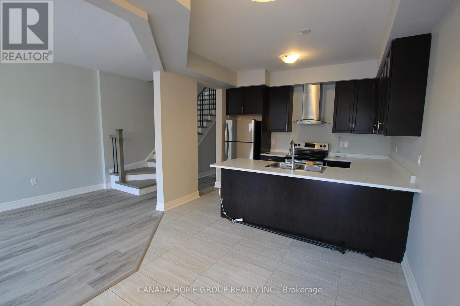 4324 Shuttleworth Drive, Niagara Falls, Ontario  L2G 0X5 - Photo 6 - X12632910