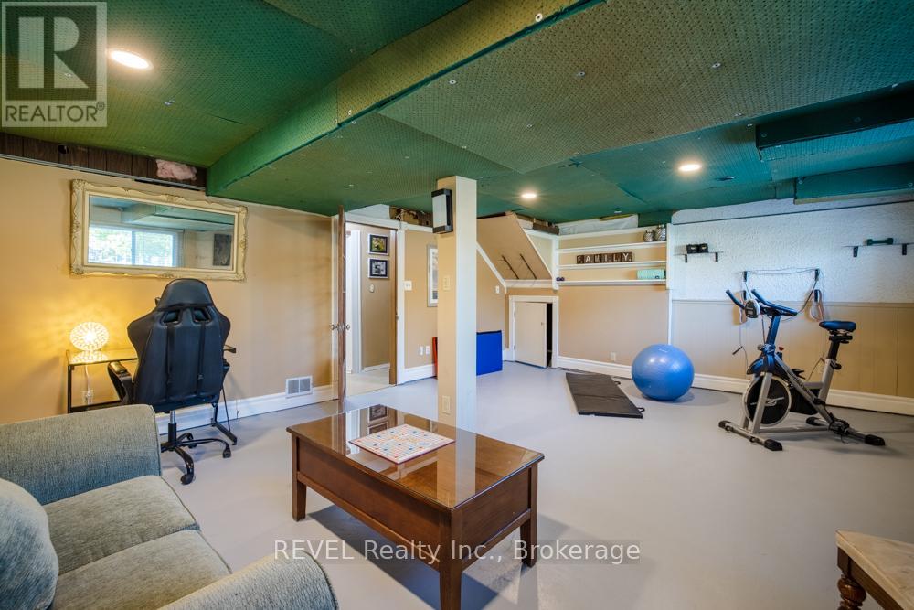 43 Trelawn Parkway, Welland, Ontario  L3C 1W4 - Photo 26 - X12442578