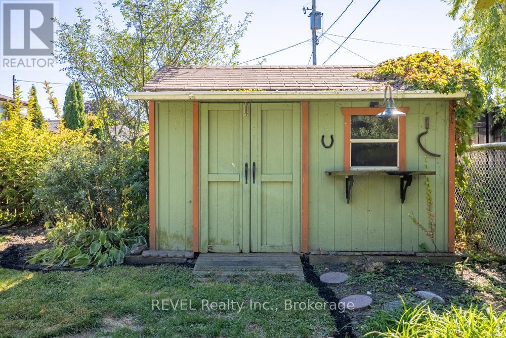 43 Trelawn Parkway, Welland, Ontario  L3C 1W4 - Photo 37 - X12442578