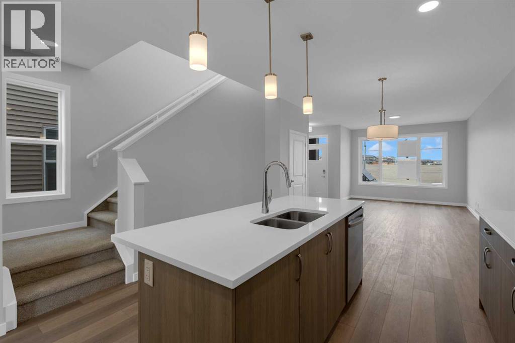 567 Carrington Boulevard Nw, Calgary, Alberta  T3P 2L8 - Photo 10 - A2262600