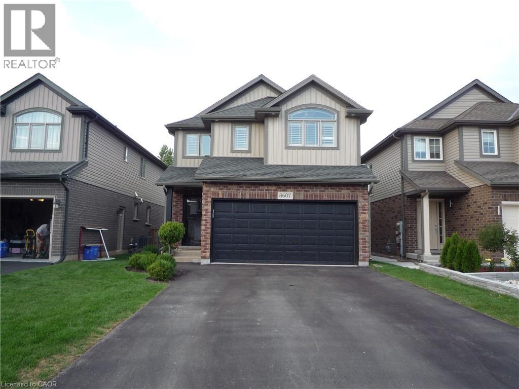 8607 JENNIFER Crescent, Niagara Falls, Ontario