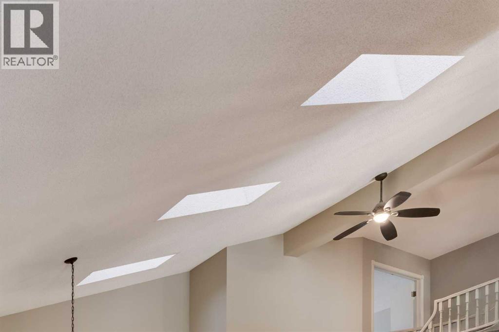 118 Sienna Hills Drive Sw, Calgary, Alberta T3H 2C8 - Photo 16 - A2266014