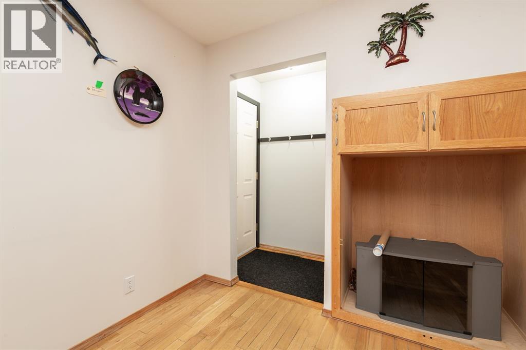 2609 11a Avenue N, Lethbridge, Alberta T1H 1N9 - Photo 3 - A2274959