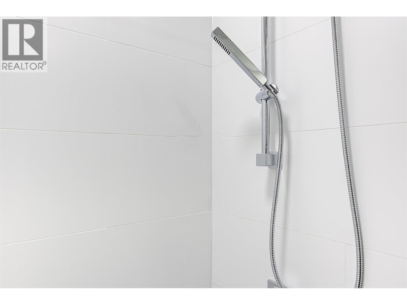 1380 Pridham Avenue Unit# 203, Kelowna, British Columbia  V1Y 0P7 - Photo 28 - 10370215