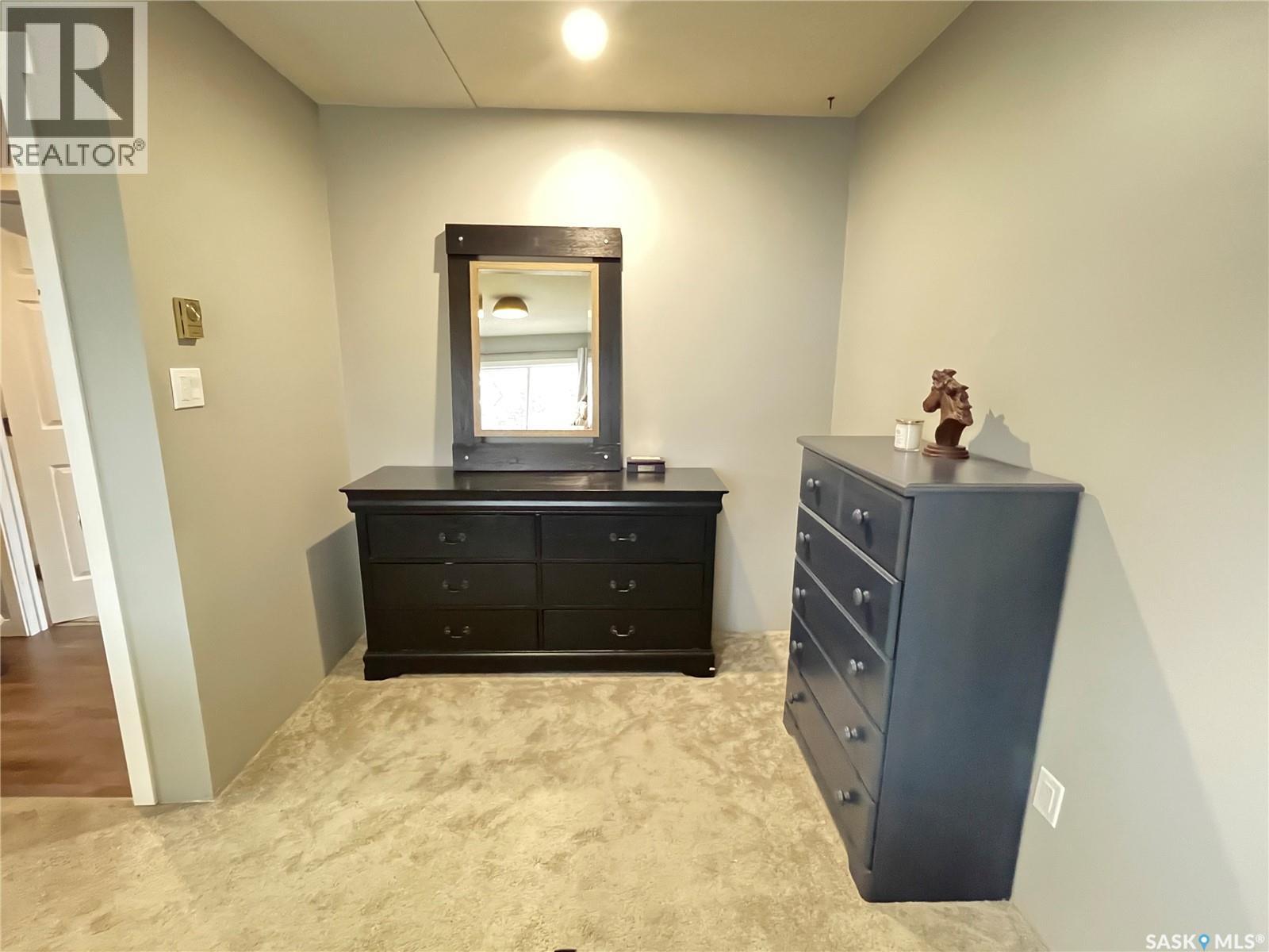 310 Louis Avenue, Maple Creek, Saskatchewan  S0N 1N0 - Photo 21 - SK025623