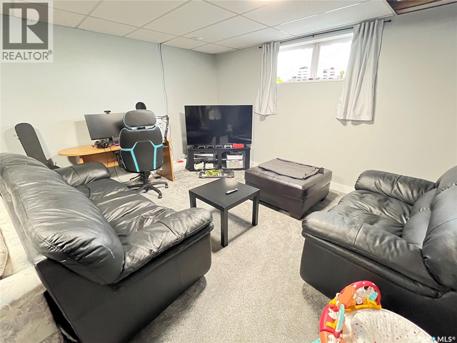 310 Louis Avenue, Maple Creek, Saskatchewan  S0N 1N0 - Photo 28 - SK025623