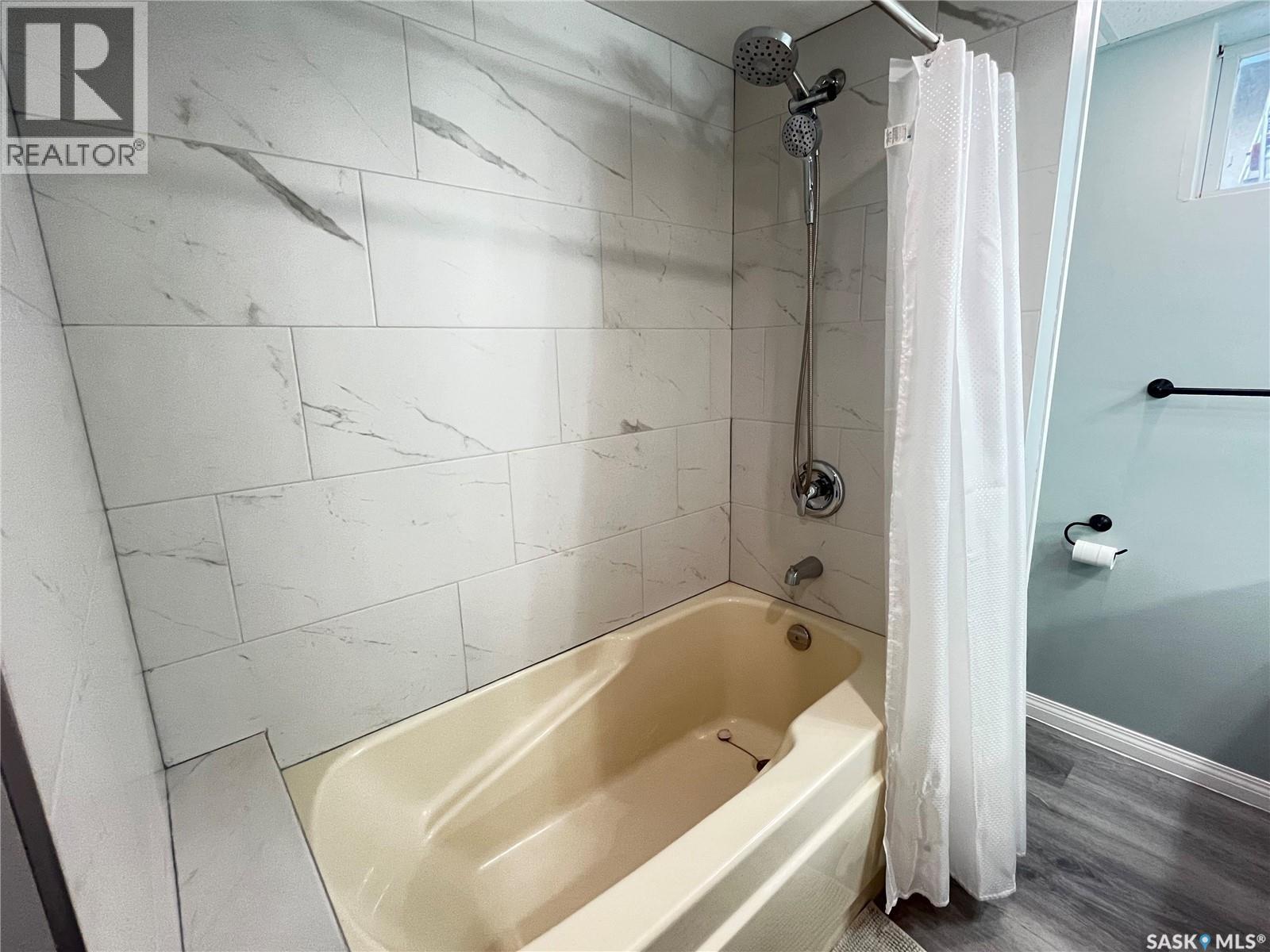 310 Louis Avenue, Maple Creek, Saskatchewan  S0N 1N0 - Photo 30 - SK025623