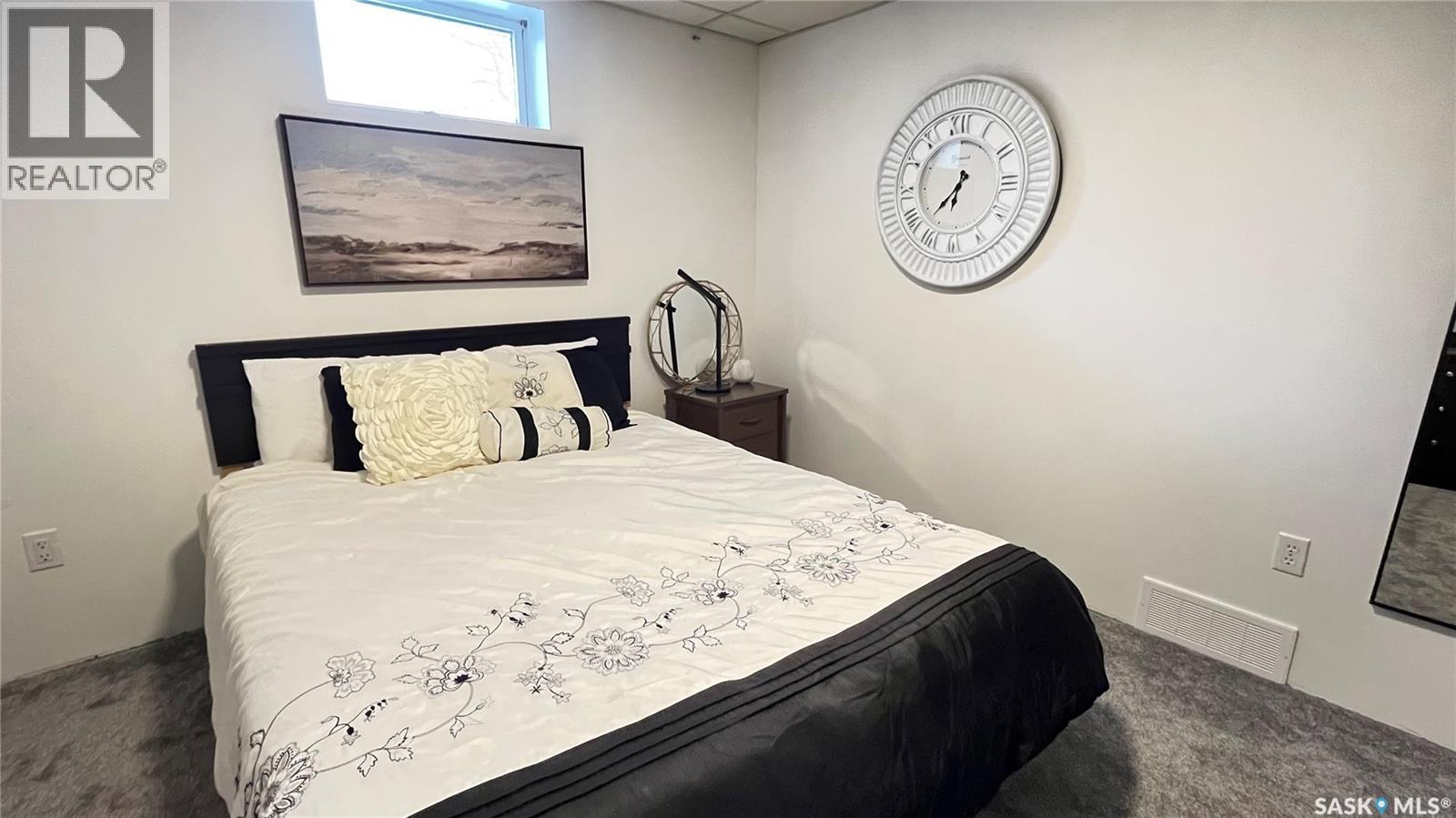 310 Louis Avenue, Maple Creek, Saskatchewan  S0N 1N0 - Photo 33 - SK025623