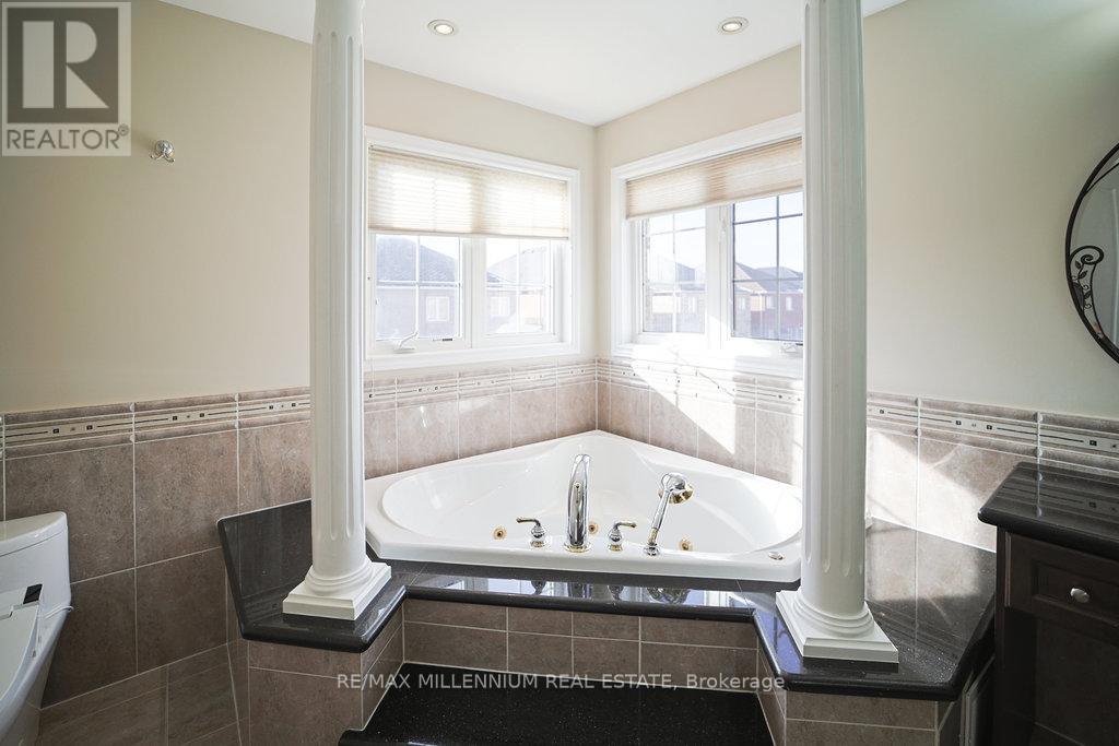 24 Prince Edward Boulevard, Brampton, Ontario  L6P 2N8 - Photo 22 - W12632946