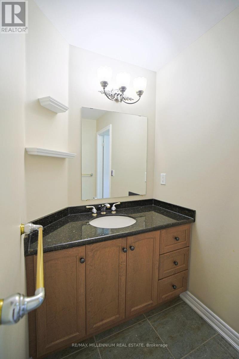 24 Prince Edward Boulevard, Brampton, Ontario  L6P 2N8 - Photo 30 - W12632946