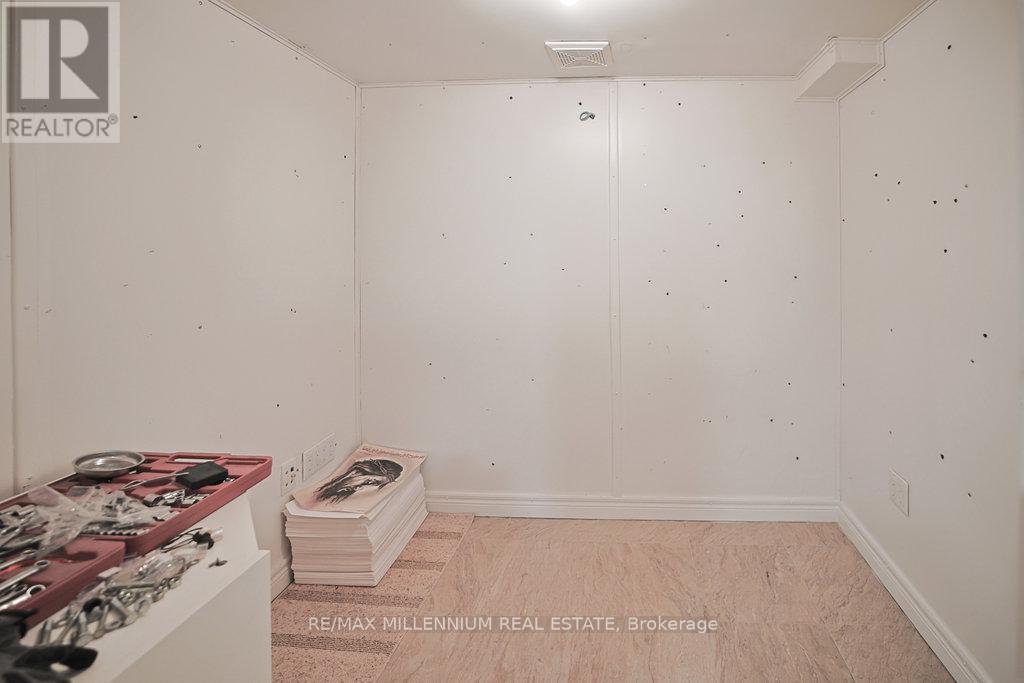 24 Prince Edward Boulevard, Brampton, Ontario  L6P 2N8 - Photo 37 - W12632946