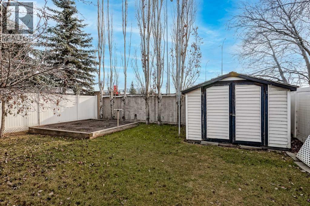 270 Douglas Glen Court Se, Calgary, Alberta T2Z 2M8 - Photo 44 - A2267898