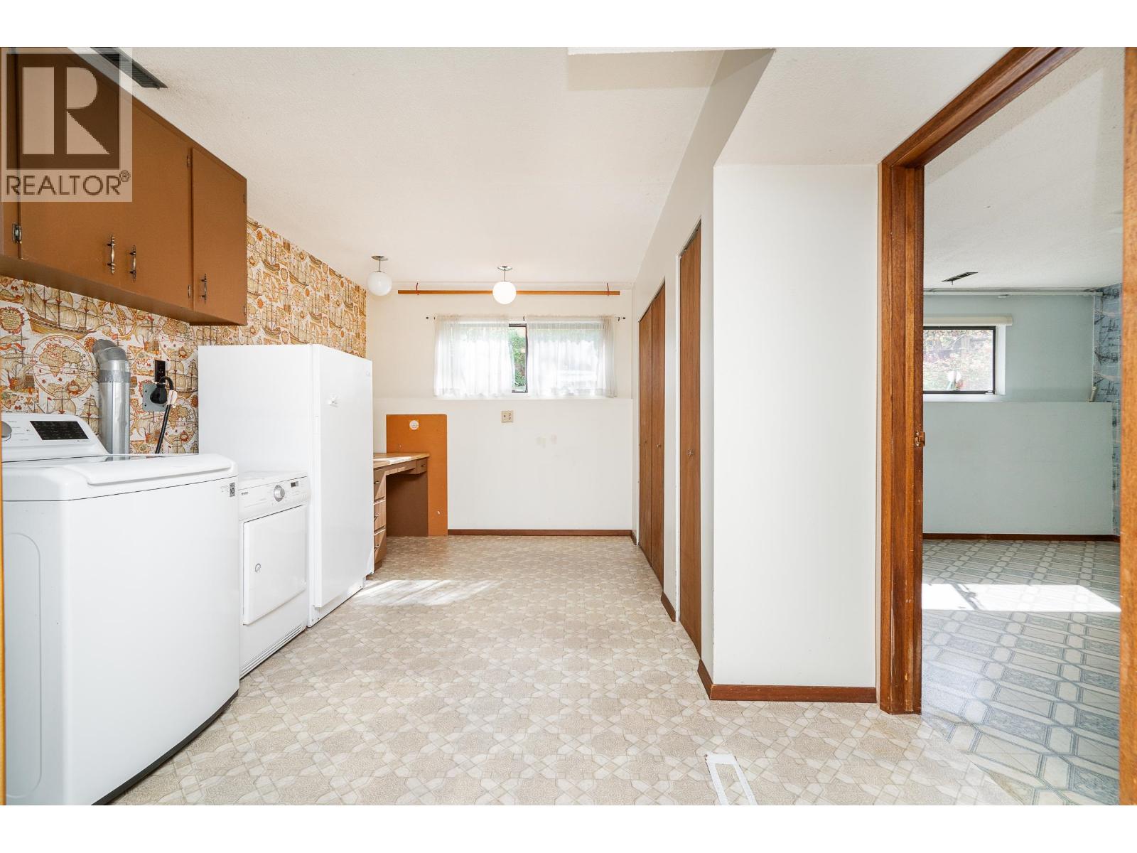 5 Tuxedo Place, Port Moody, British Columbia  V3H 3W5 - Photo 30 - R3065548