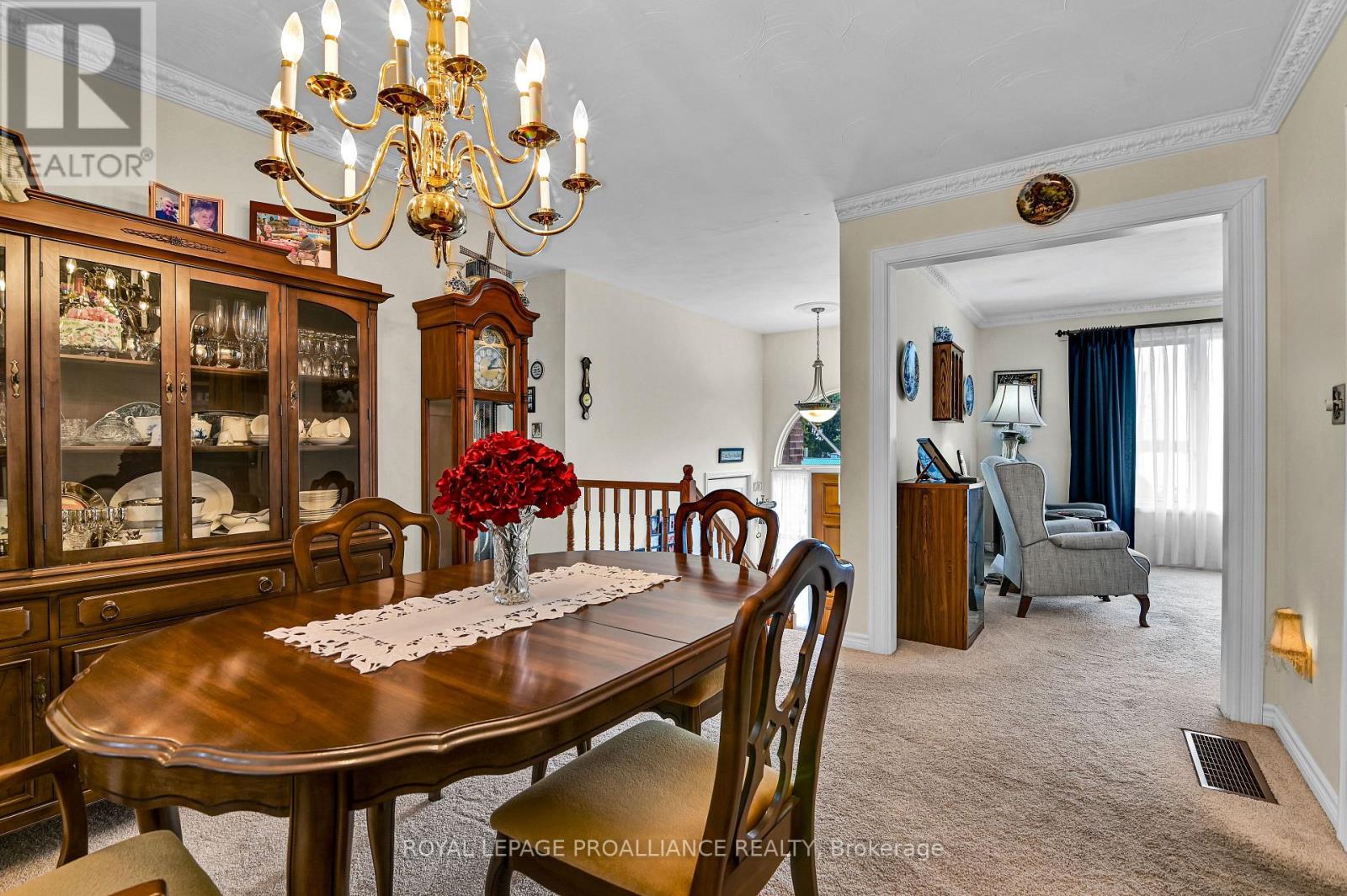 24 Bernard Crescent, Augusta, Ontario  K0E 1P0 - Photo 10 - X12370266