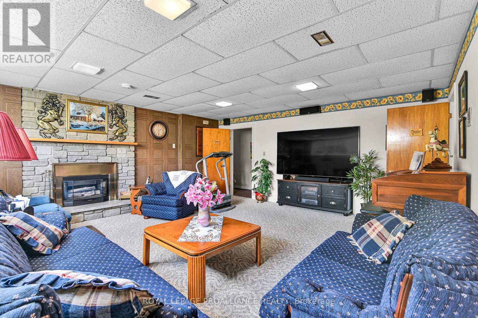 24 Bernard Crescent, Augusta, Ontario  K0E 1P0 - Photo 35 - X12370266