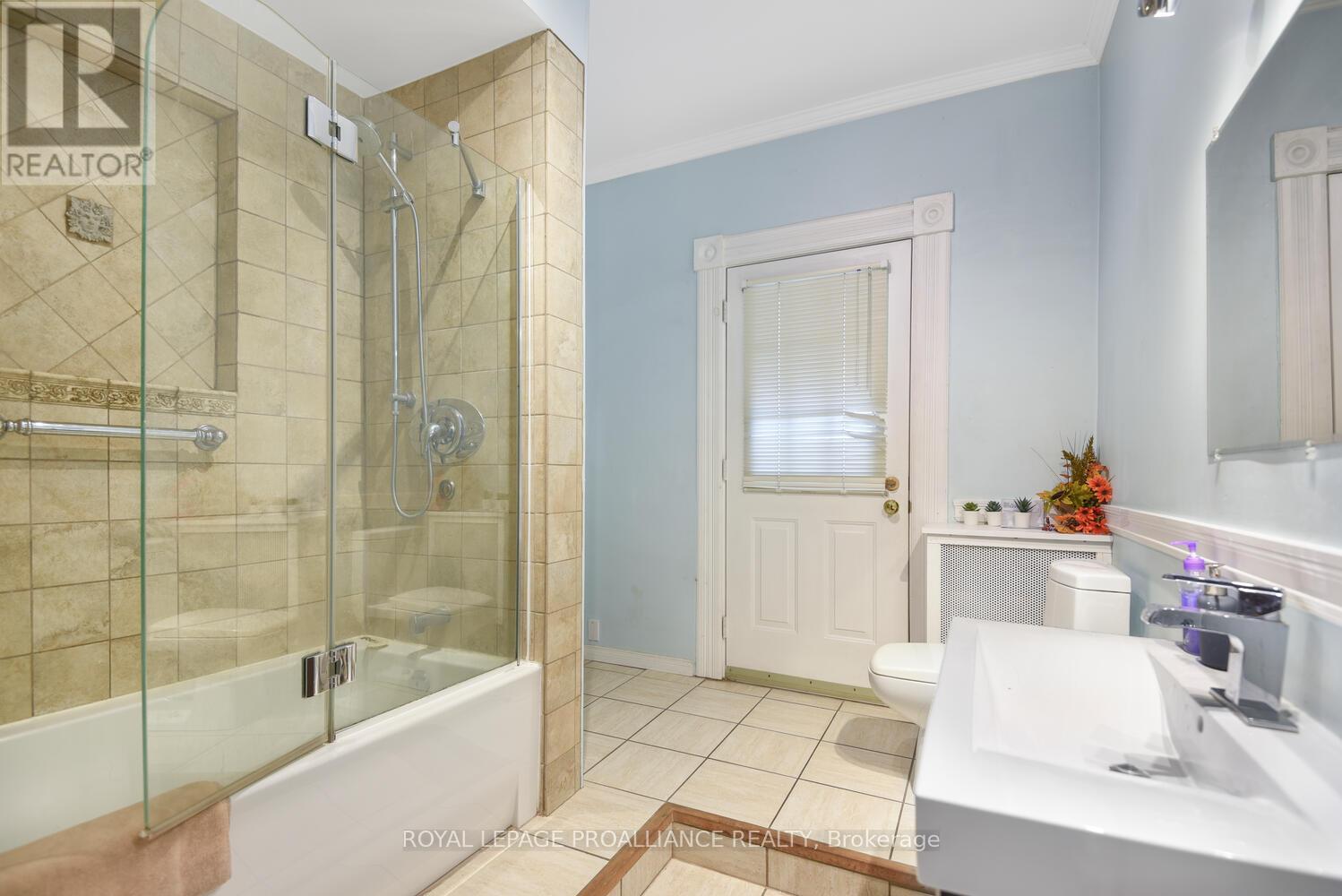 84 Park Street, Brockville, Ontario  K6V 2G7 - Photo 26 - X12379679