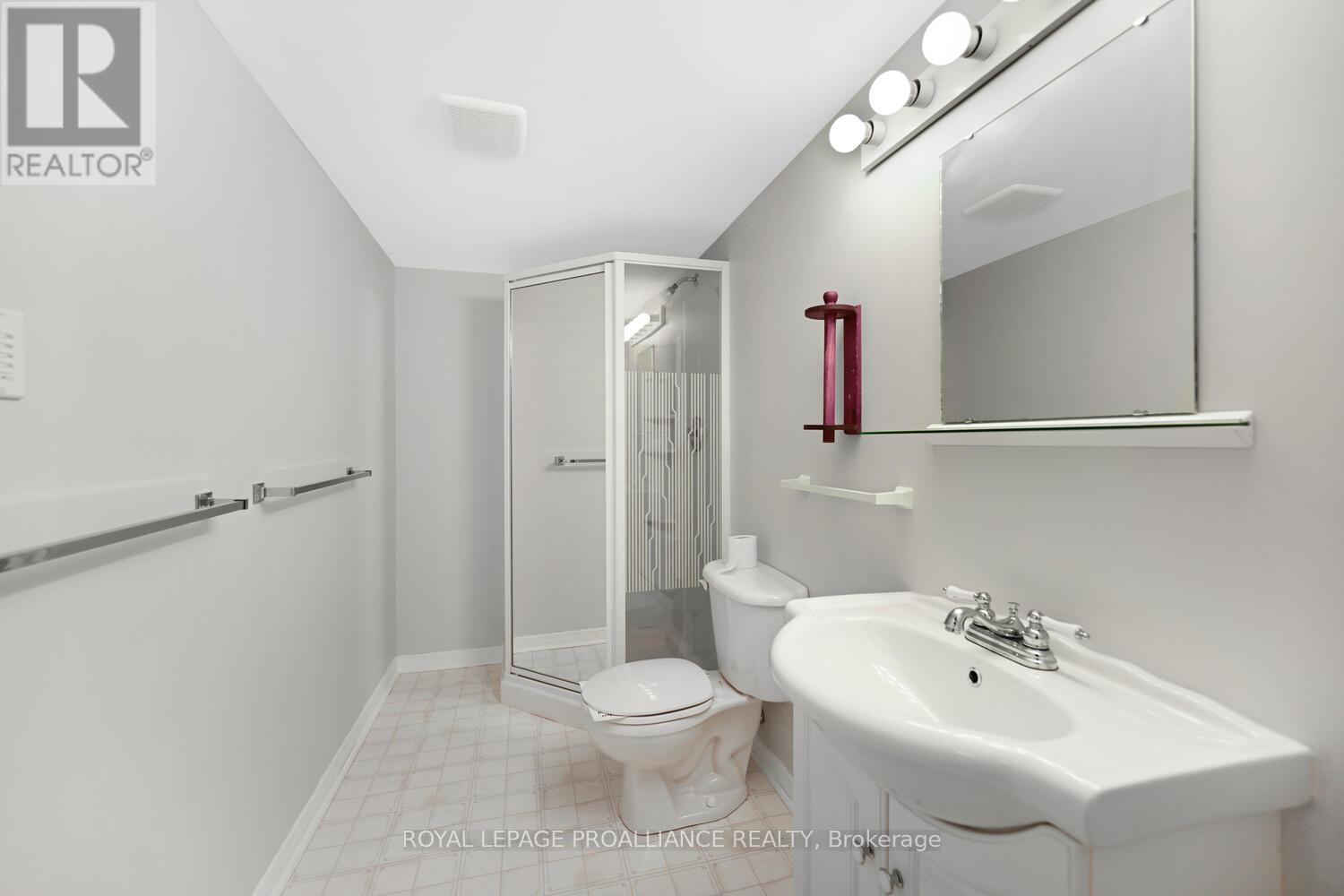 1003 Montrose Street, Brockville, Ontario K6V 7E9 - Photo 29 - X12430922