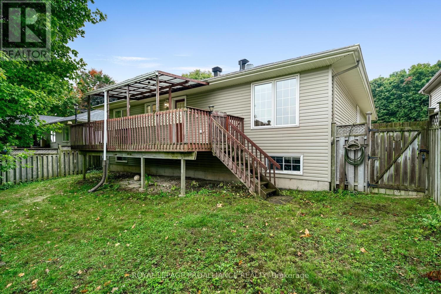 1003 Montrose Street, Brockville, Ontario K6V 7E9 - Photo 36 - X12430922