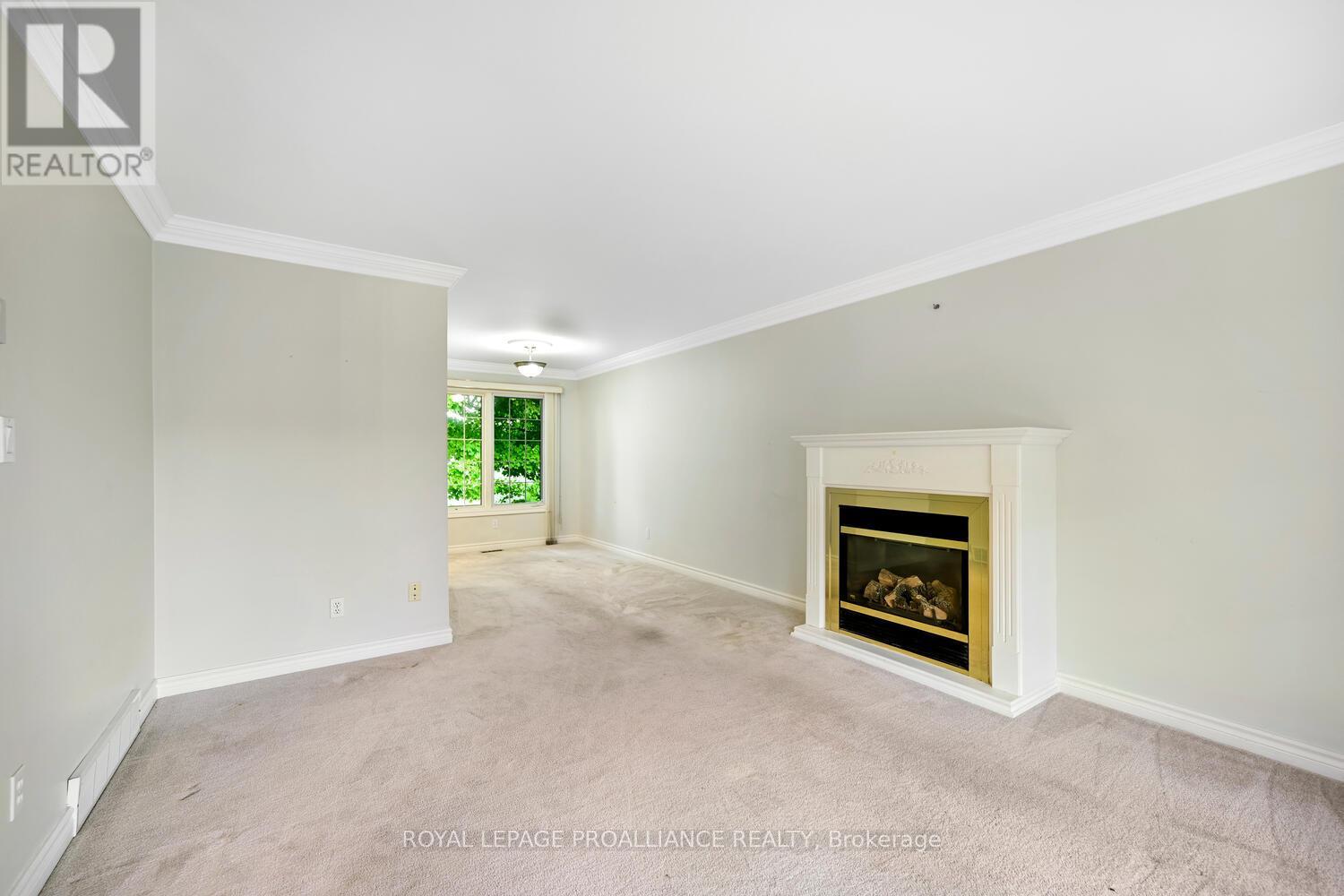 1003 Montrose Street, Brockville, Ontario K6V 7E9 - Photo 8 - X12430922