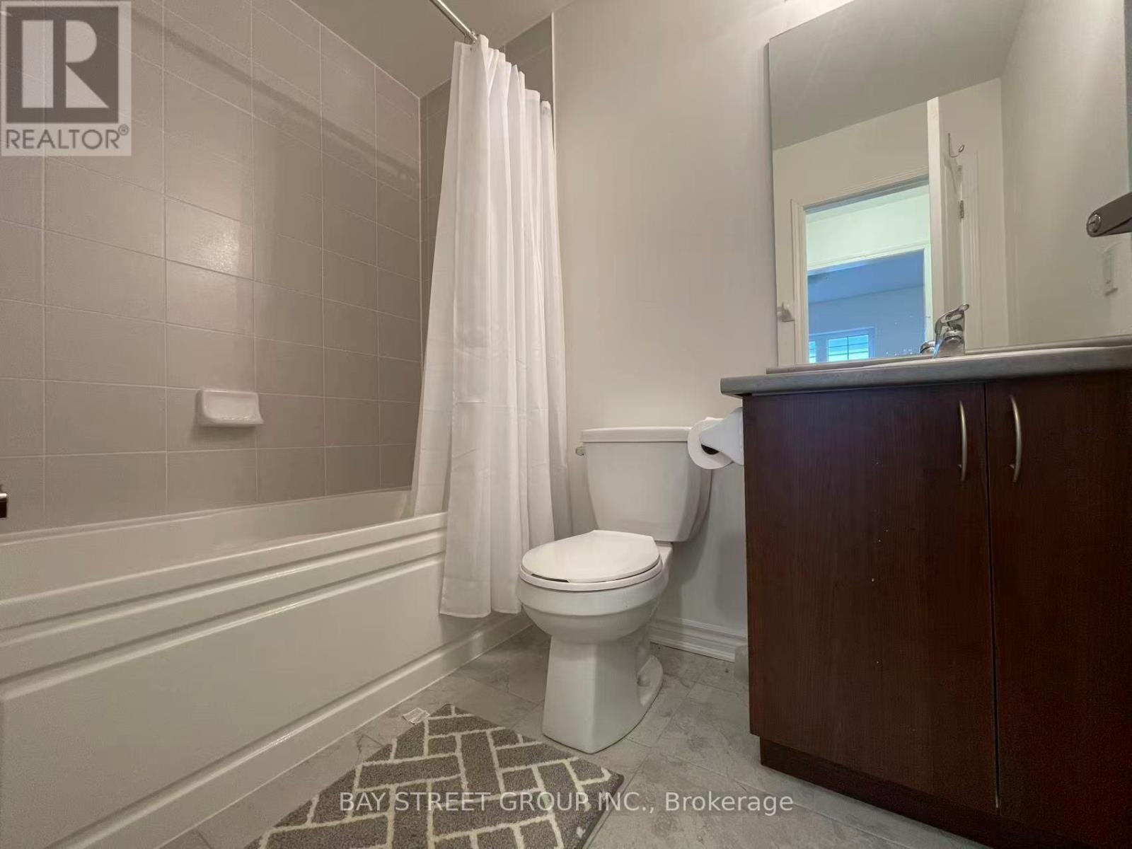 53 Shelburne Avenue, Wasaga Beach, Ontario L9Z 0J4 - Photo 19 - S12484477