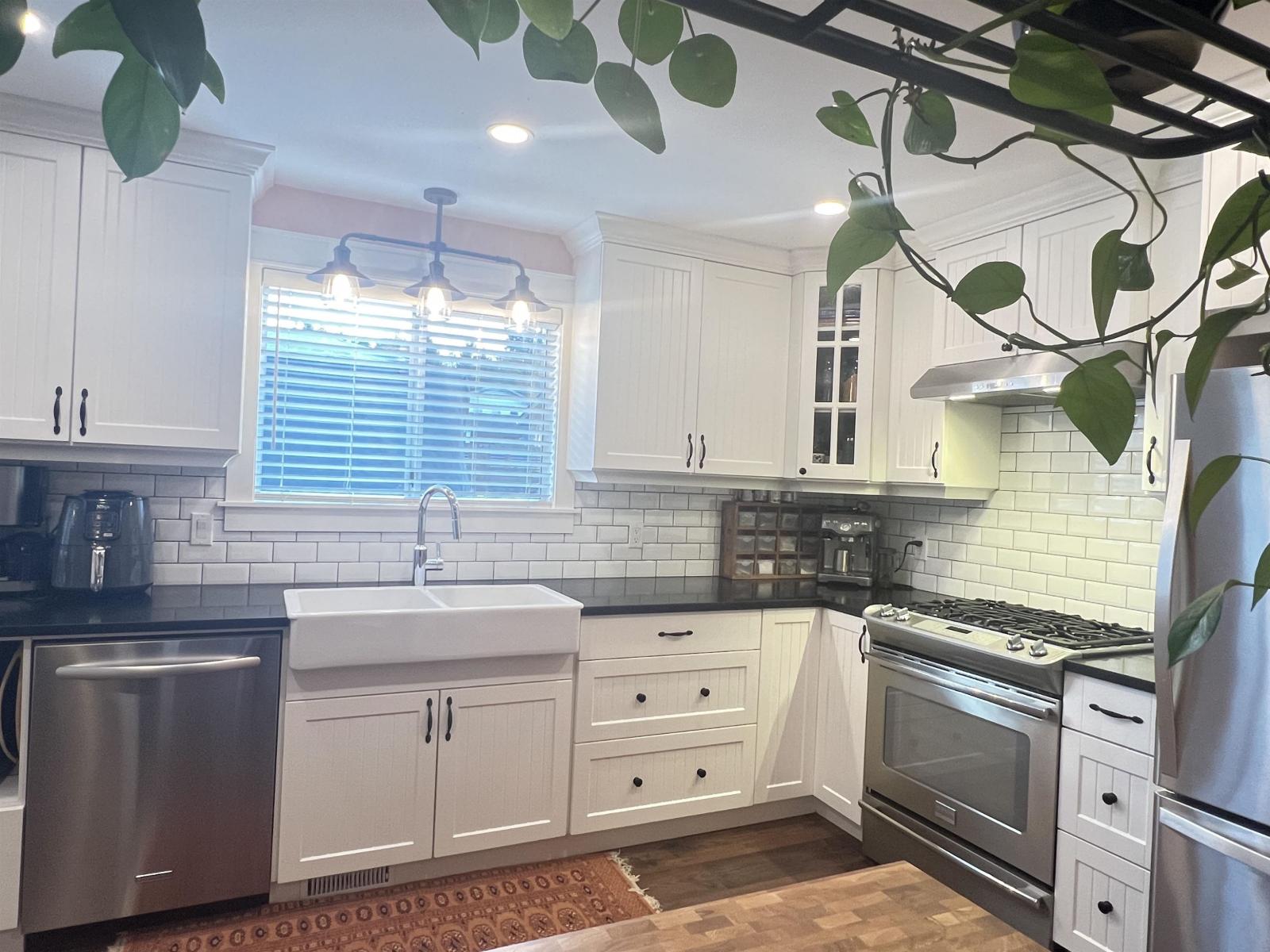 35107 Mcewen Avenue, Mission, British Columbia  V2V 6R3 - Photo 6 - R3052659