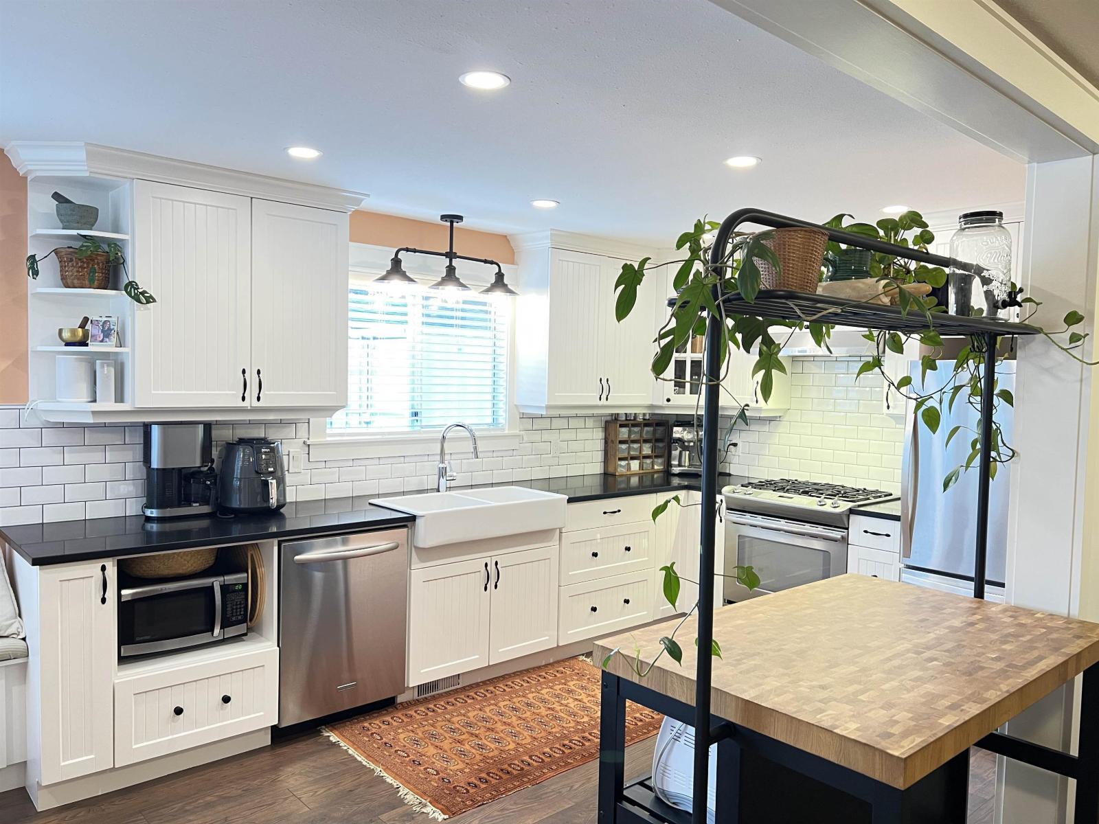 35107 Mcewen Avenue, Mission, British Columbia  V2V 6R3 - Photo 5 - R3052659