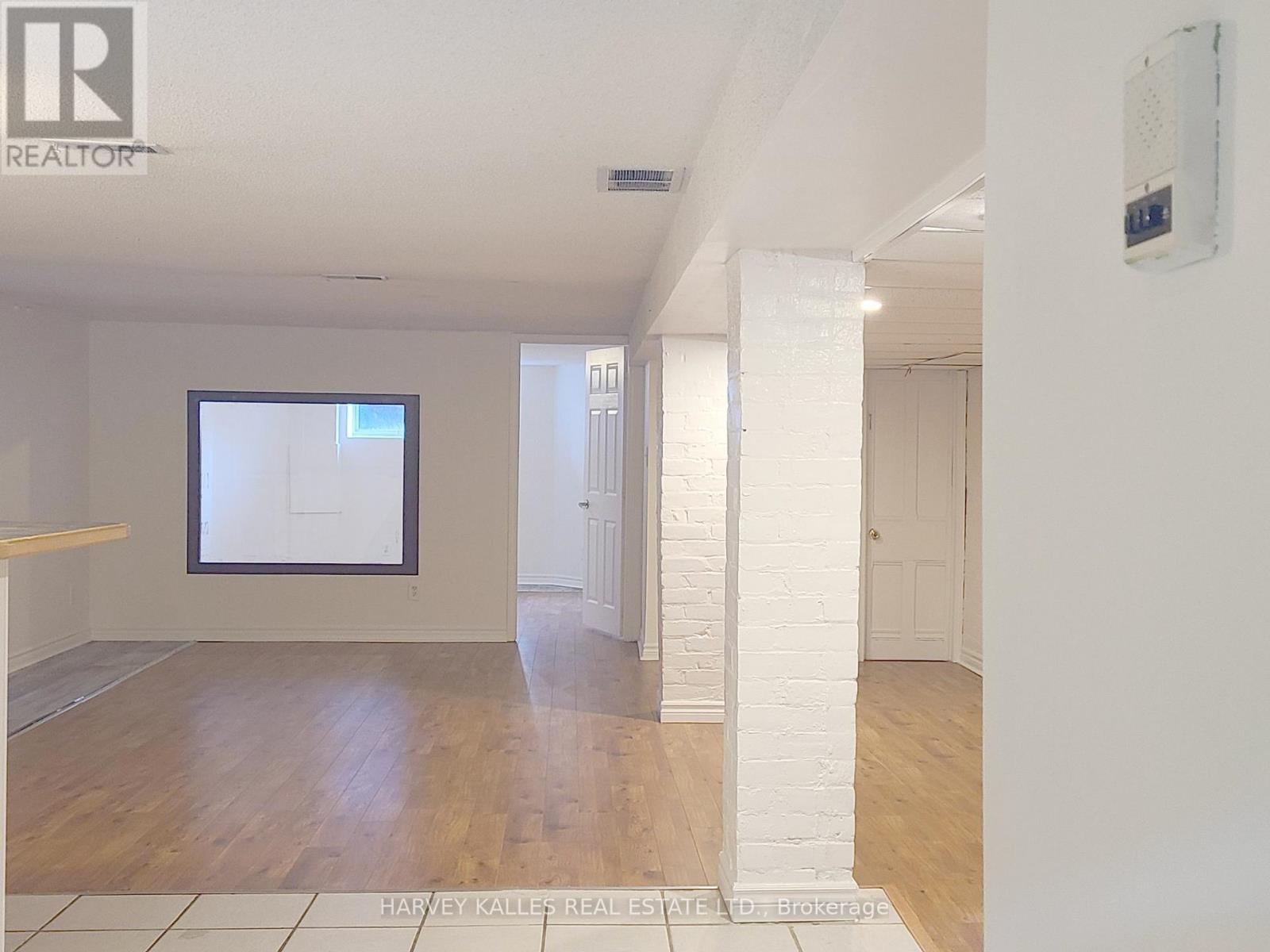 Basement - 600 Huron Street, Toronto, Ontario M5R 2R7 - Photo 4 - C12559600