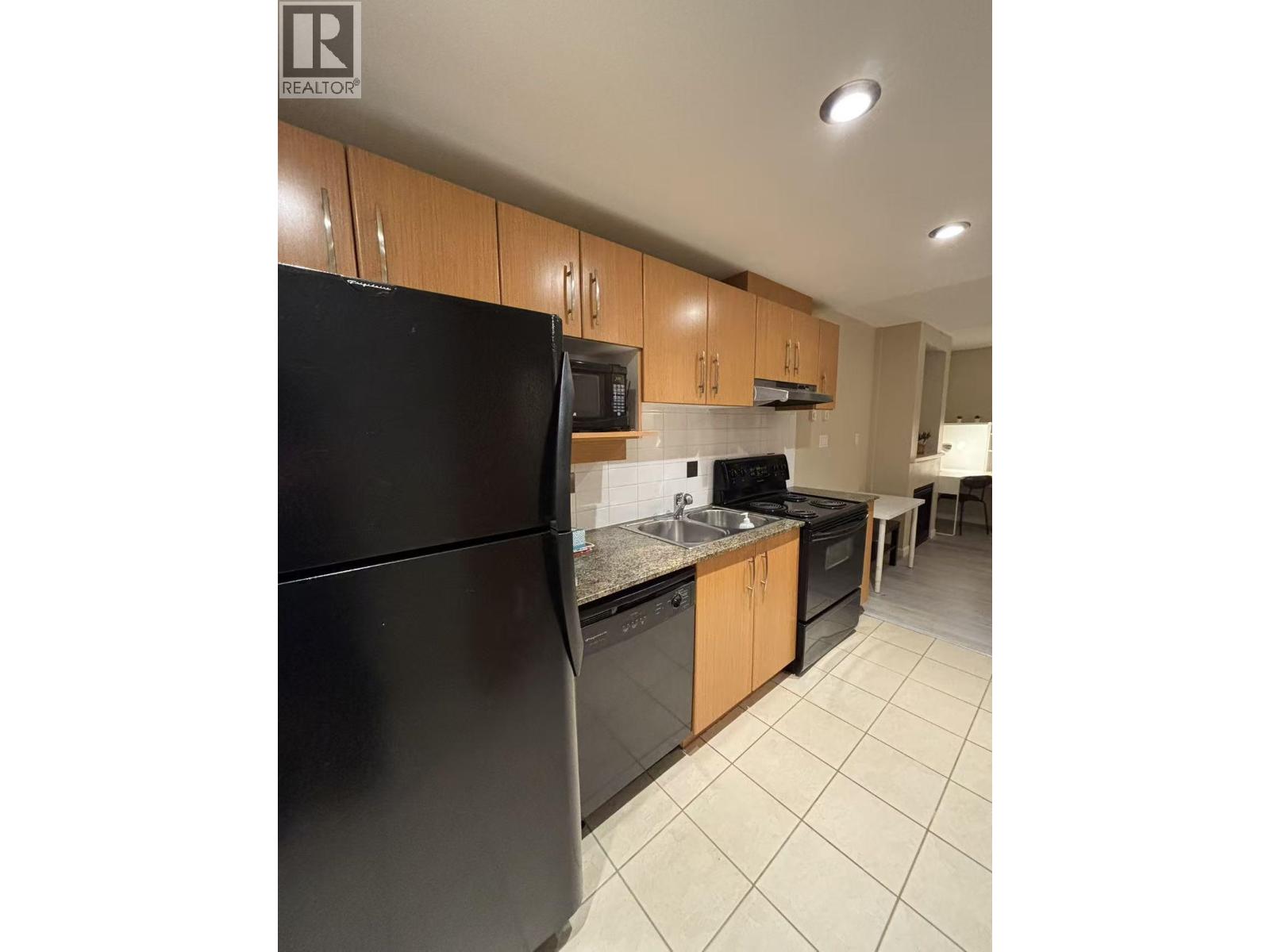 9288  University Crescent, Burnaby, British Columbia  V5A 4X7 - Photo 31 - R3070548