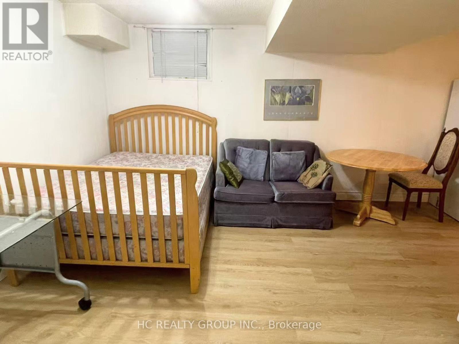 29 - 3025 Cedarglen Gate, Mississauga, Ontario L5C 2V7 - Photo 4 - W12632962