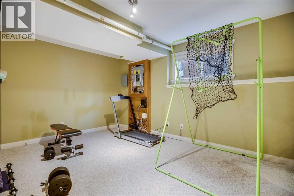 113 Somerside Green Sw, Calgary, Alberta T2Y 3G6 - Photo 35 - A2274710