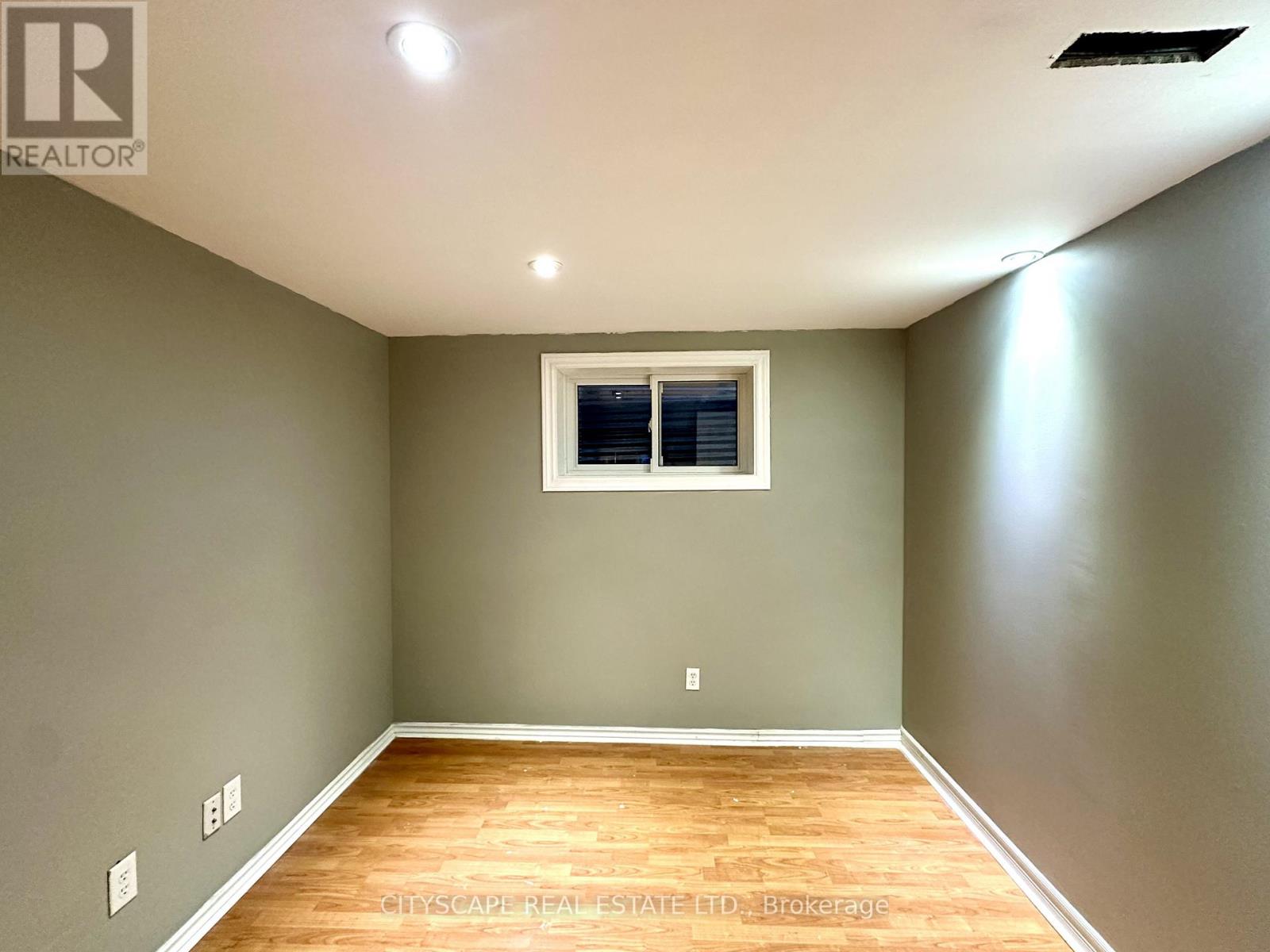 116 Rexway Drive, Halton Hills, Ontario  L7G 1R6 - Photo 24 - W12607812