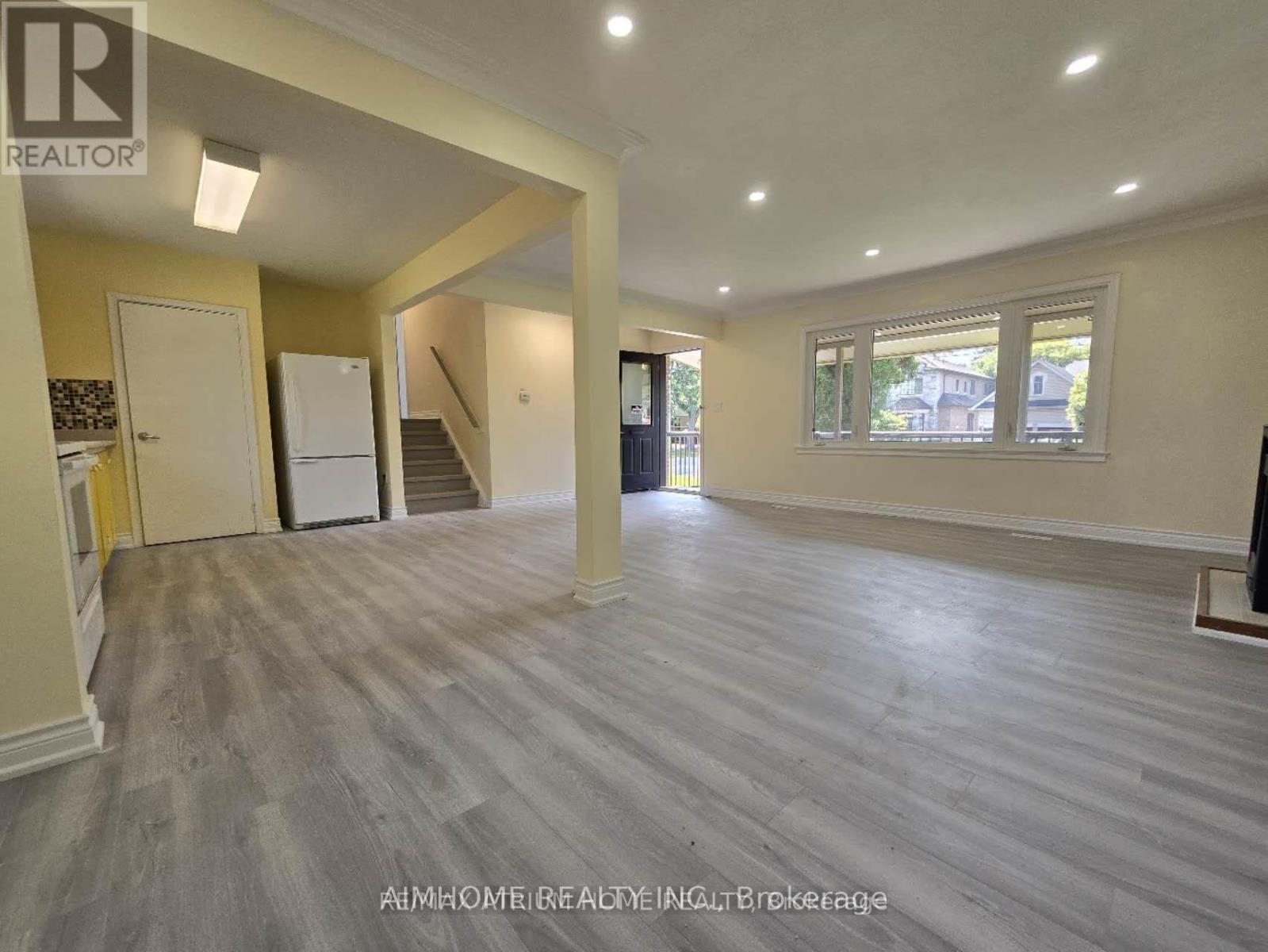 6 Abercorn Road, Markham, Ontario L3P 1V3 - Photo 4 - N12632968