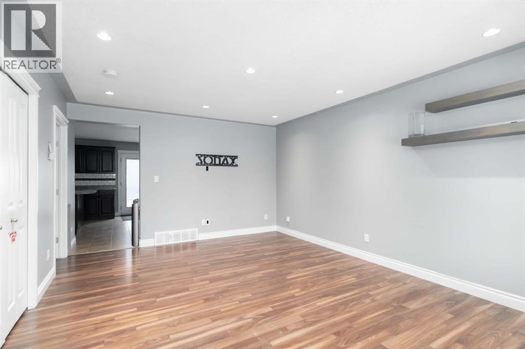 168 Juniper Street, Fort Mcmurray, Alberta T9K 0W3 - Photo 5 - A2273168