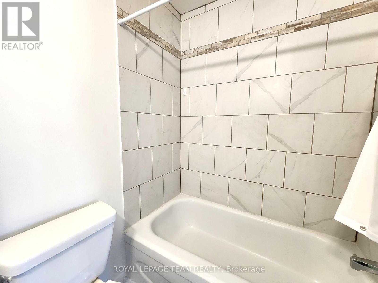 A - 50 Madawaska Street, Arnprior, Ontario K7S 1R9 - Photo 14 - X12632976